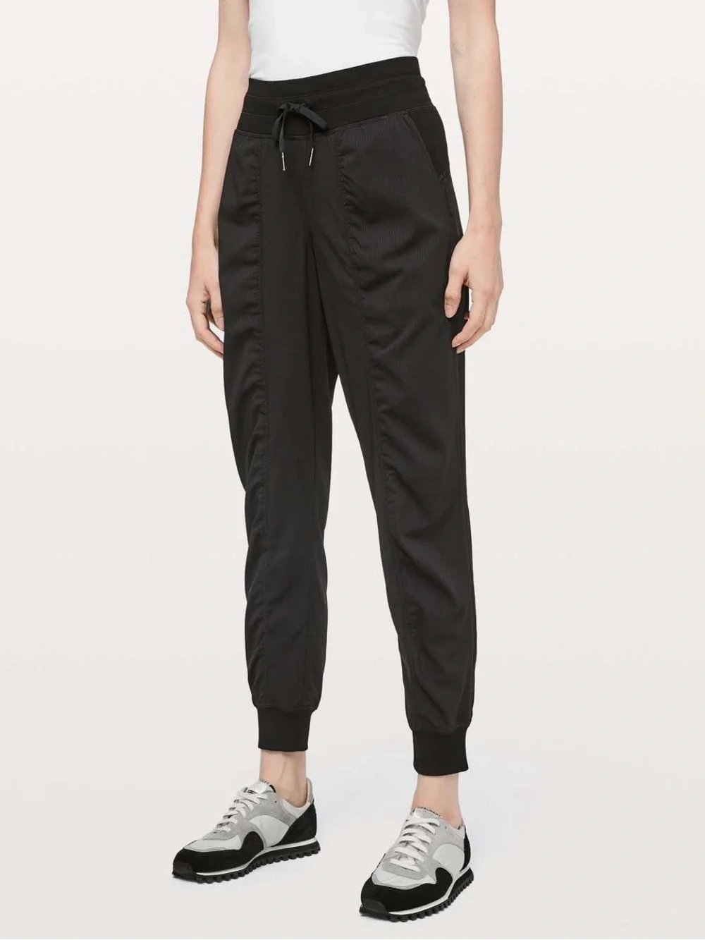 Lululemon Dance Studio Joggers *29